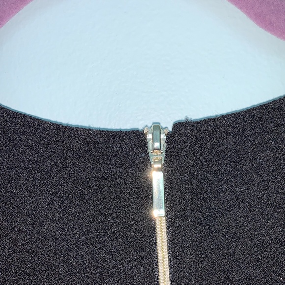 🦋 Dynamite Black Sleeveless Skater Style Dress - Picture 3 of 4